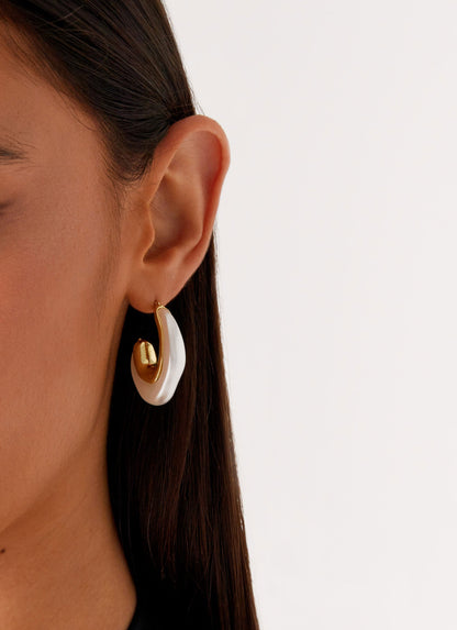 Danca Earrings - Pearl