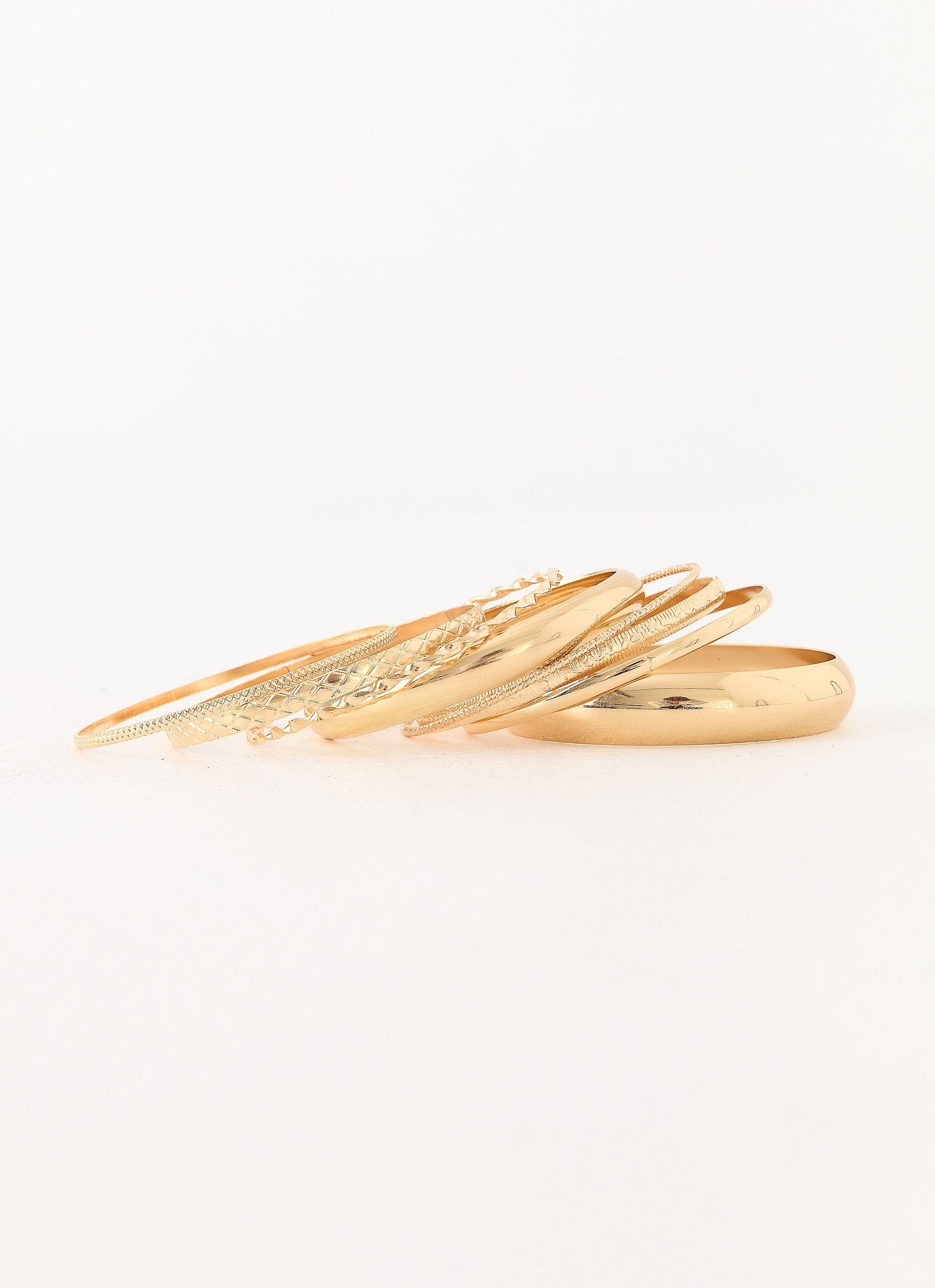 Villa Vibe Bangles - Gold
